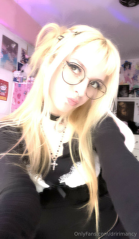 asian petite onlyfans nudes gallery