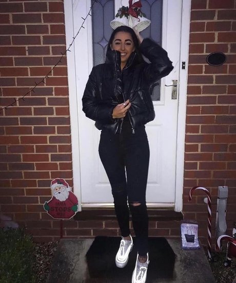 round ass onlyfans hot sexy img