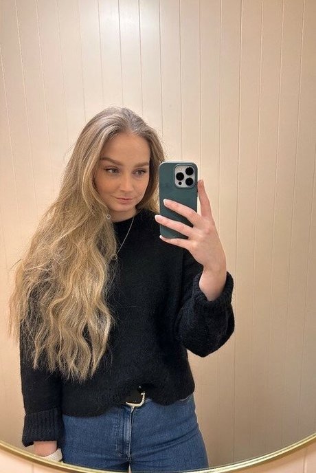 asmr babe onlyfans adult pics