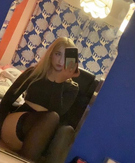 Allykitti pornstar xxx image