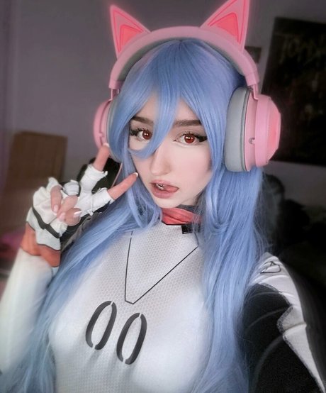 Allykitti hd pornstar img