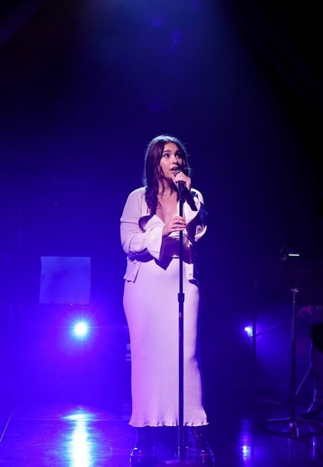 Alessia Cara model erotic galleries