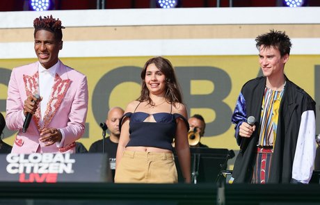 Alessia Cara high quality star pics