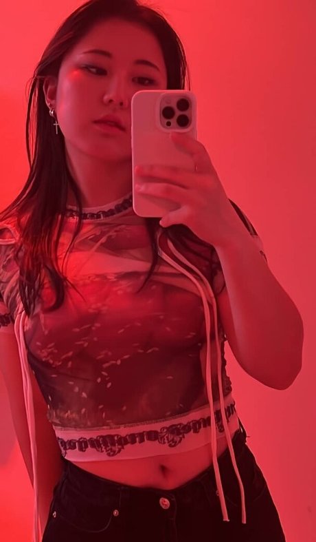 JisuArtist sexy model galleries