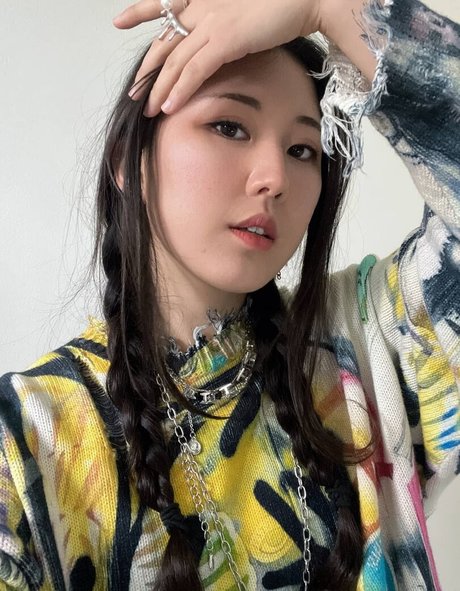 JisuArtist nice pornstar picture