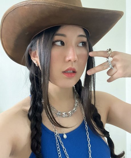 JisuArtist art pornstar image