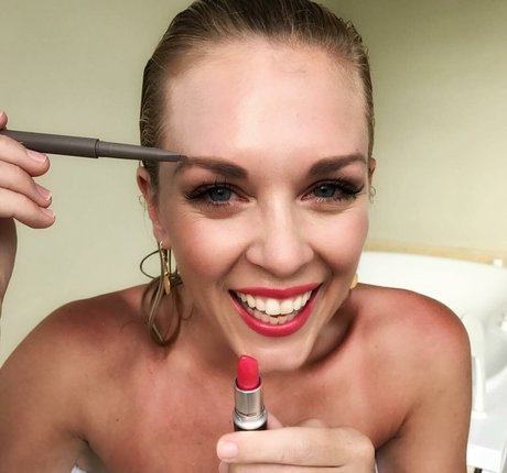 Kortney Wilson nudes model photos