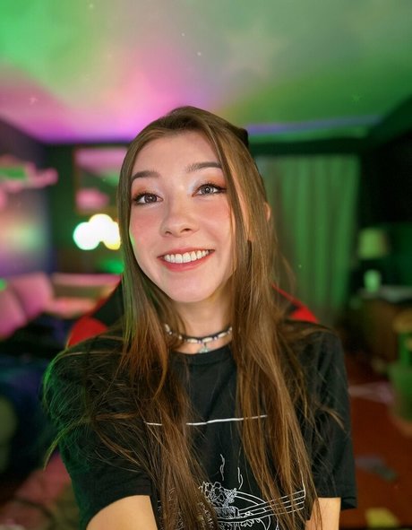 Raisa Riikonen pornstar nude pics