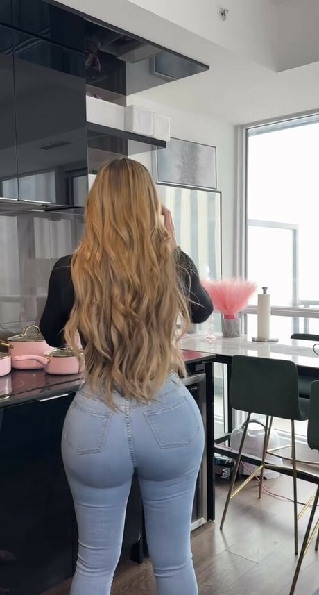 Brielez1 pornstar adult pics