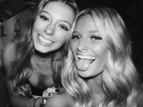 Annika Peterson model galleries