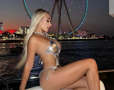 blonde famous onlyfans nudes pic