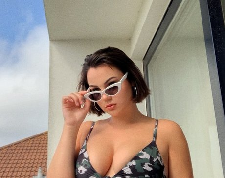 Lularobs sex actress galleries