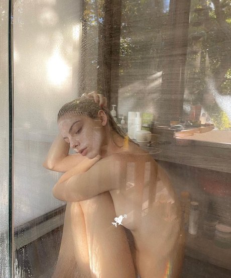 Allie Marie Evans pretty actress images