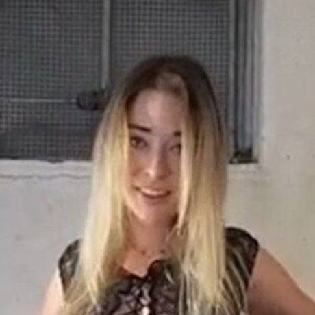 LeniFetisch model sex pics