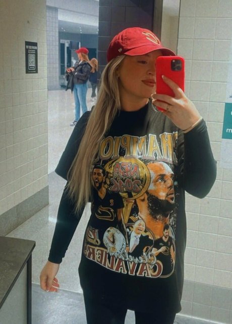 Gabb Goudy star hot pic