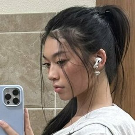 GoddessKera pornstar hd photos