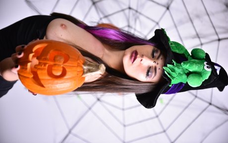 curvy solo onlyfans beautiful naked img