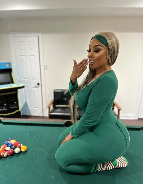 iwantjudyyy pornstar beautiful images