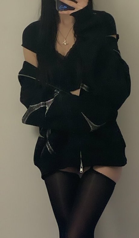 bvnnny sex model photo