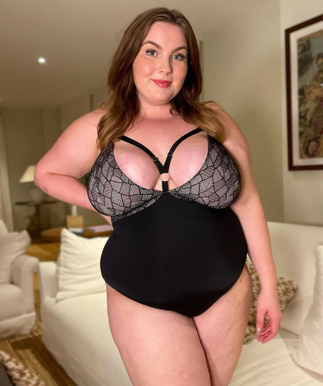 gloryhole wife onlyfans sexy image