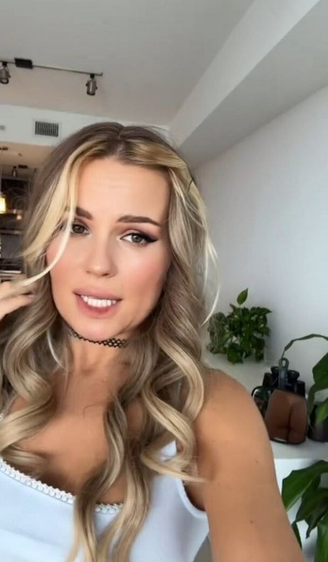 mistress onlyfans beautiful image