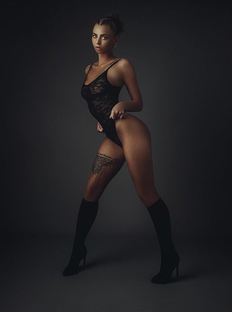 mature solo onlyfans art nude pictures