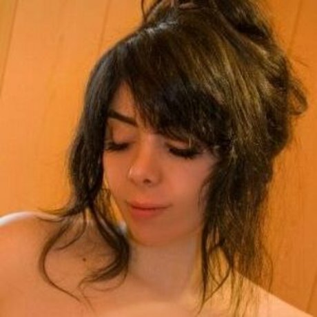 momokun best actress image