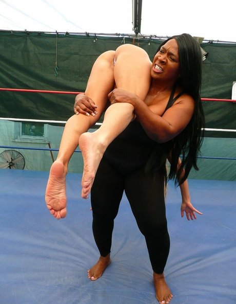 Tanya Danielle pornstar sex photos