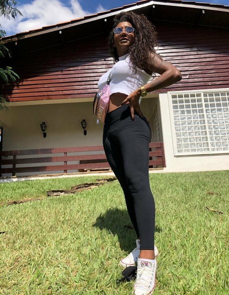 sarinhadiass hd star picture