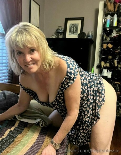 heyitsblessie adult star archive