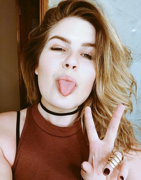 Erica Lindbeck star nice images