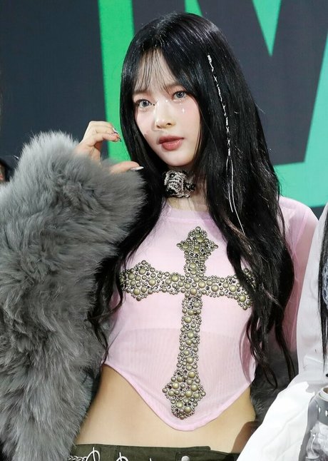 blonde milf onlyfans pretty picture