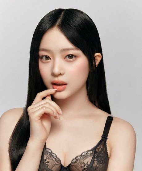 asian young onlyfans adult pic