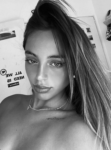 fatalfemmee model hd images