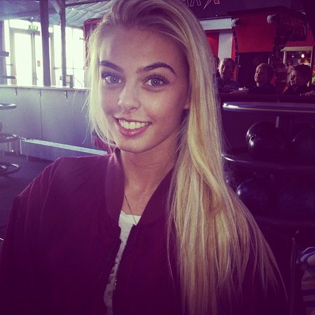 _Asdis Dogg Gudmunds high quality model photo