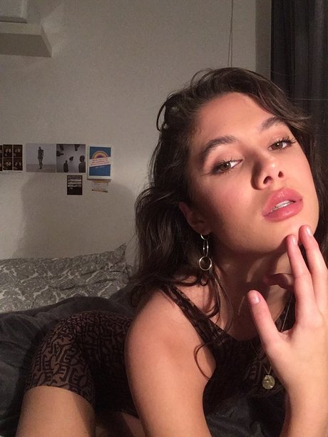 Saoirse Alicia Behzadi_ art star photos