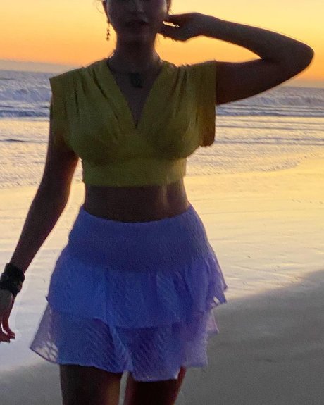 Taleen star perfect image