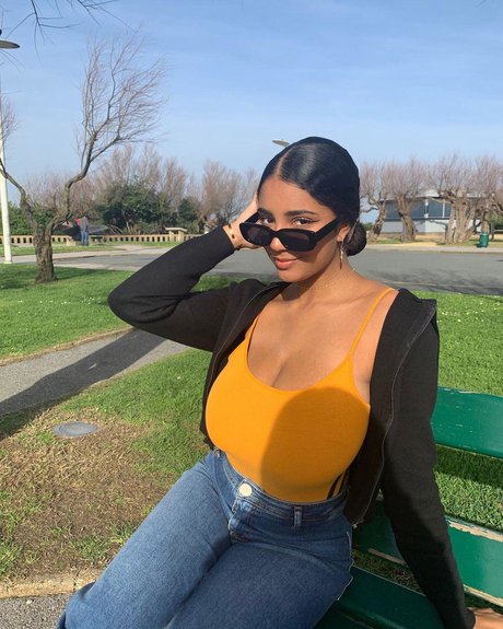 Rionma model free gallery