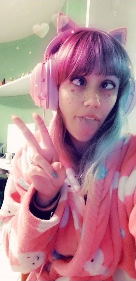 feet slave onlyfans pornographic picture