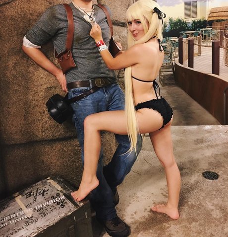 Aara Lee_ nice actress pics