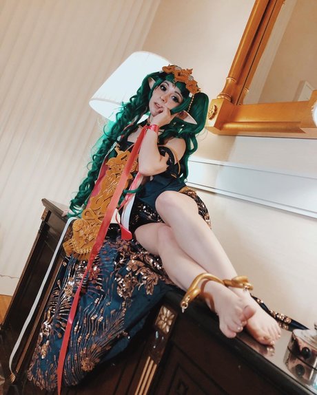 Aara Lee_ porn model photos