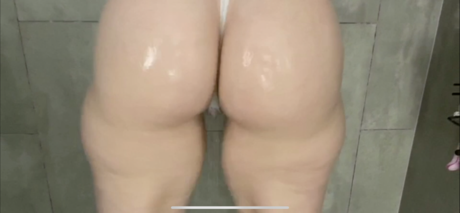 Linda Durbesson hot model gallery