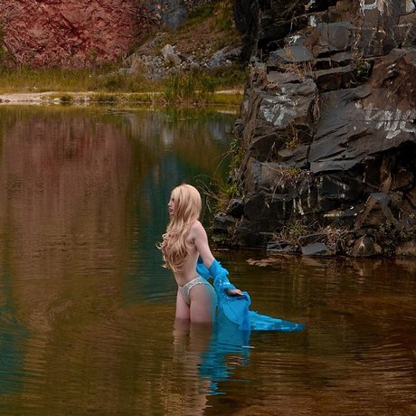 black hair onlyfans pornographic image