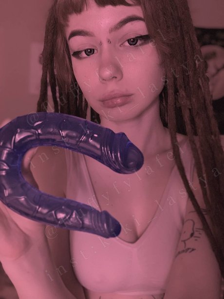 Fluffyfulafel_ sexy pornstar img