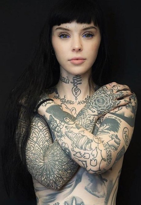 Grace neutral nude pornstar img