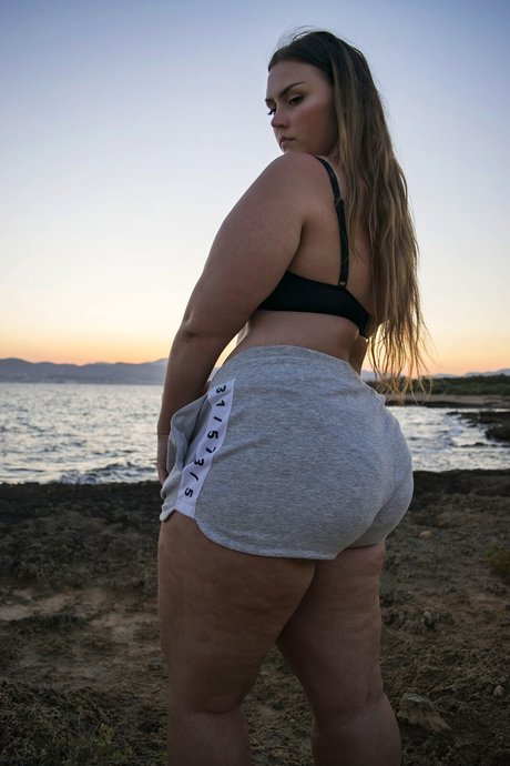 Otoni Ogni sex pornstar gallery