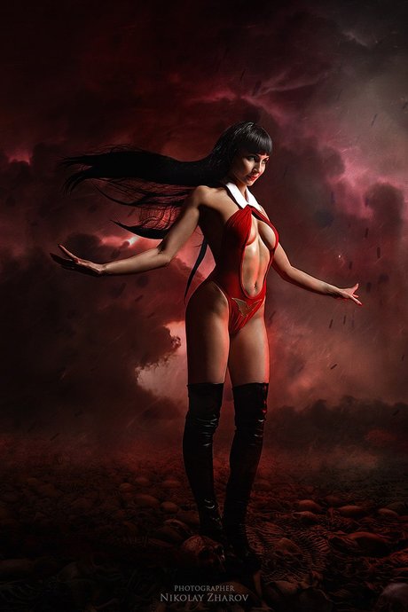 _Lana Ronina model pornographic pics