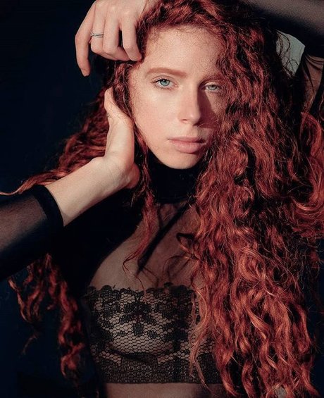 chubby latina onlyfans hot image