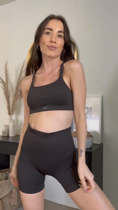 Paige Thornley pornstar hot img