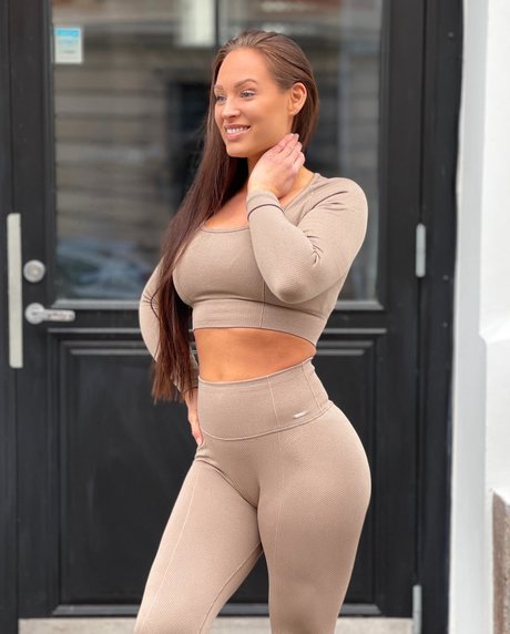 Christina Strom Faere adult model image